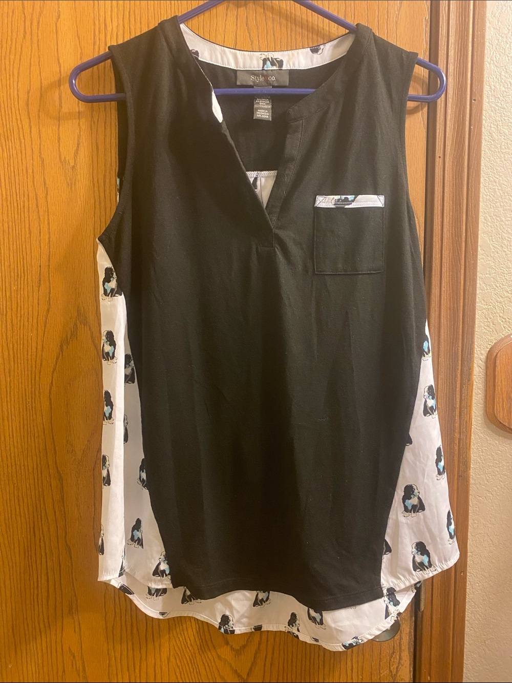 Style & Co. Black Sleeveless Tunic with Printed White Side Panels